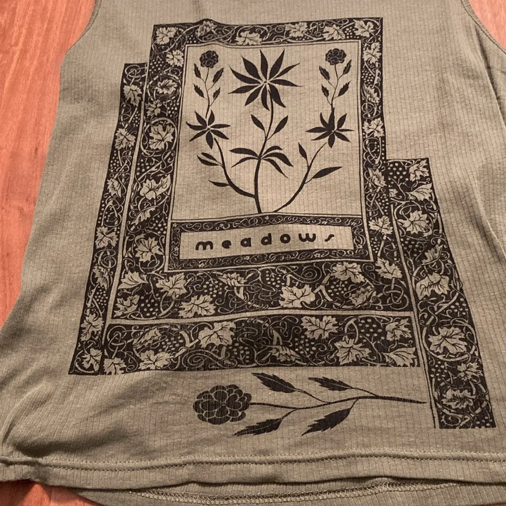 MEADOWS Green Floral Tank Top - Picture 4 of 8